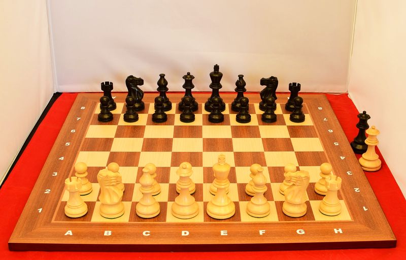 Wooden Chess Set No: 5, KH 89 mm, London Board with luxury Classical Staunton pieces